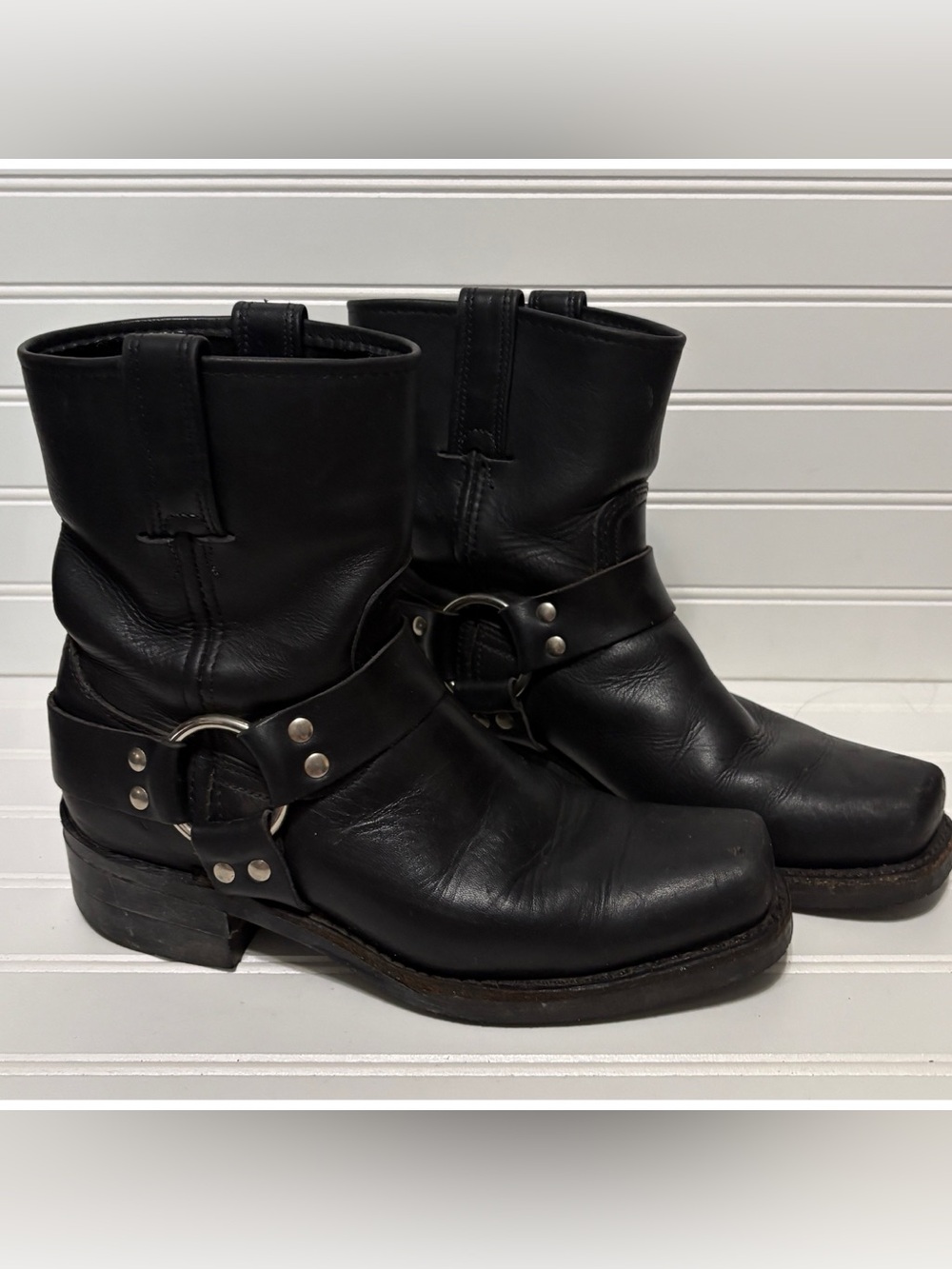 FRYE Vintage Black 8R Harness Biker Boots Distressed Womens Size 7.5 USA 741248